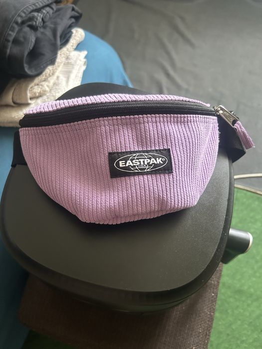 Borseta Eastpak & Snipes mov