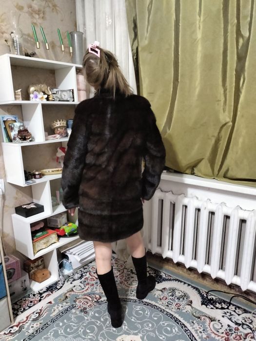 Продам норковую шубу