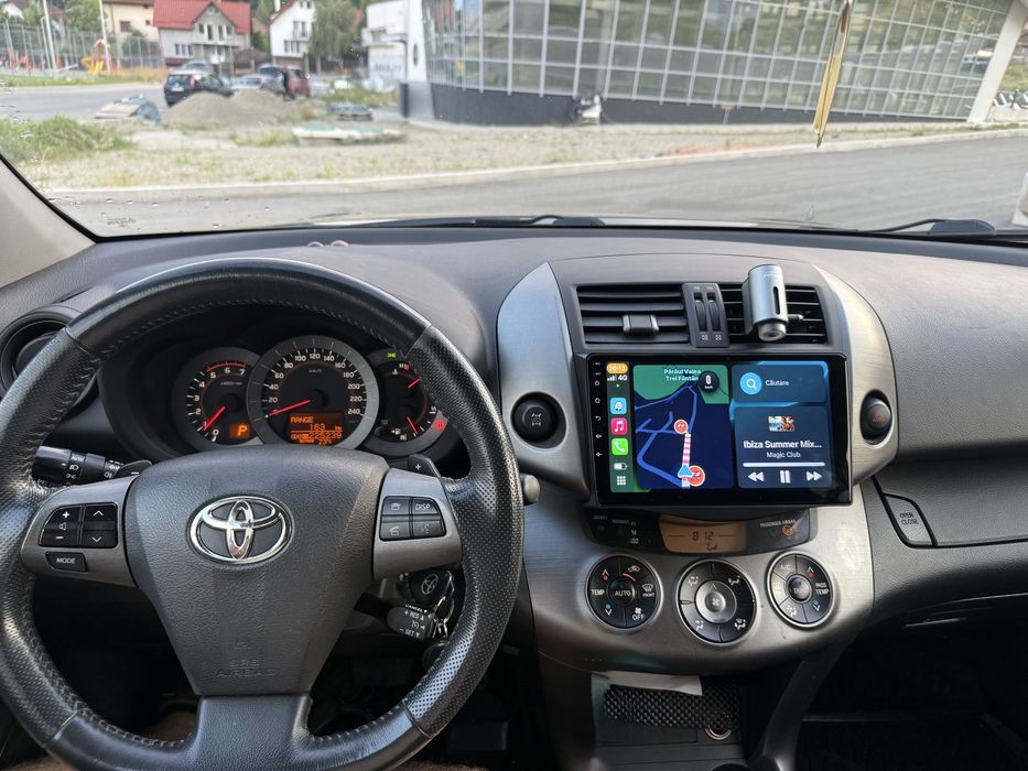 TOYOTA RAV4 2010 — imagine 5