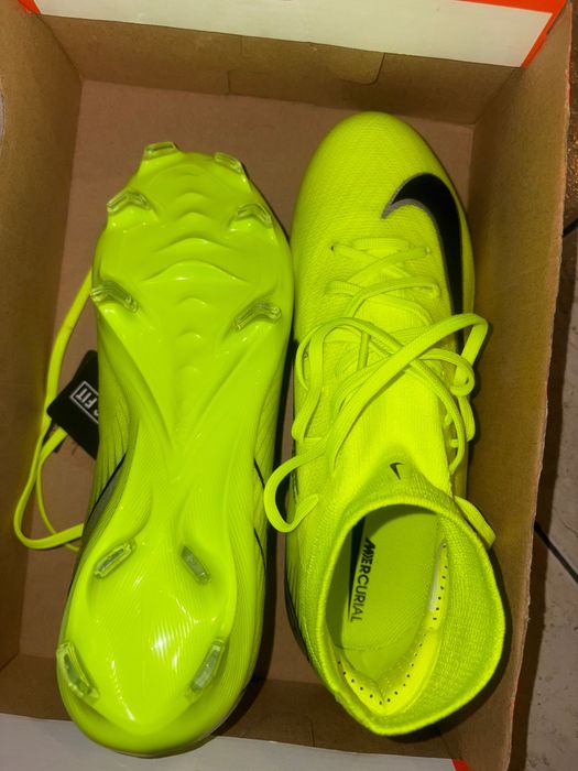 Ghete de fotbal profesionale Nike Mercurial ACC