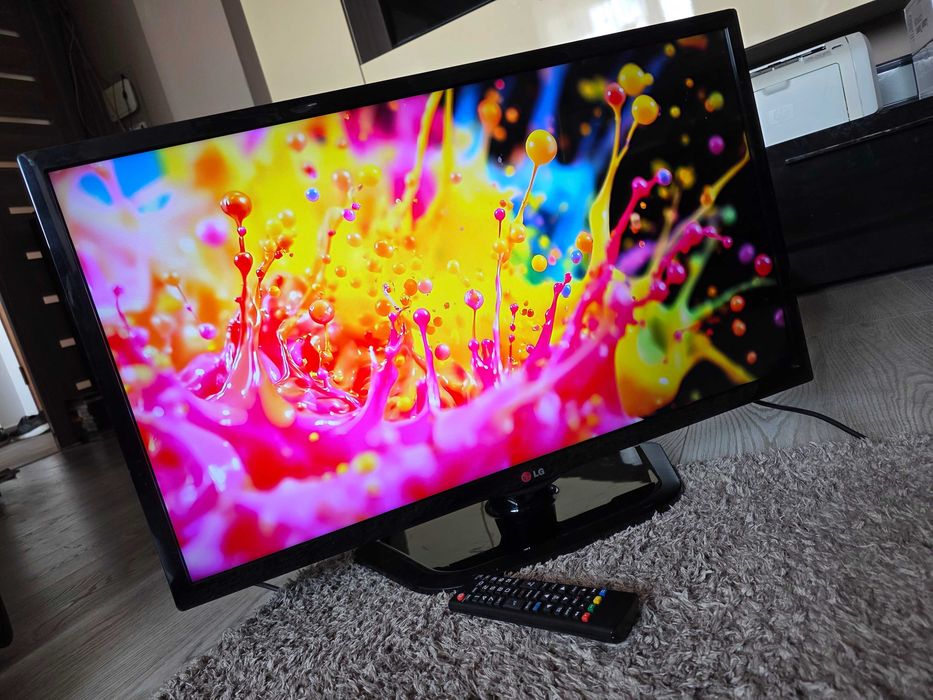 Televizor LG 82cm HD