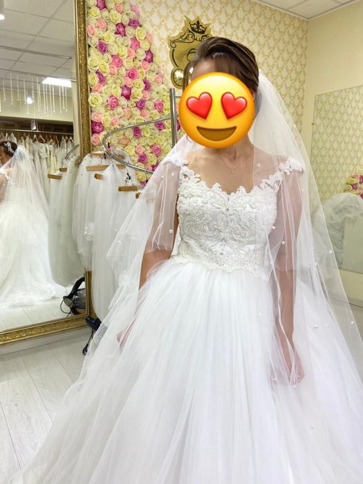 Свадебное платье