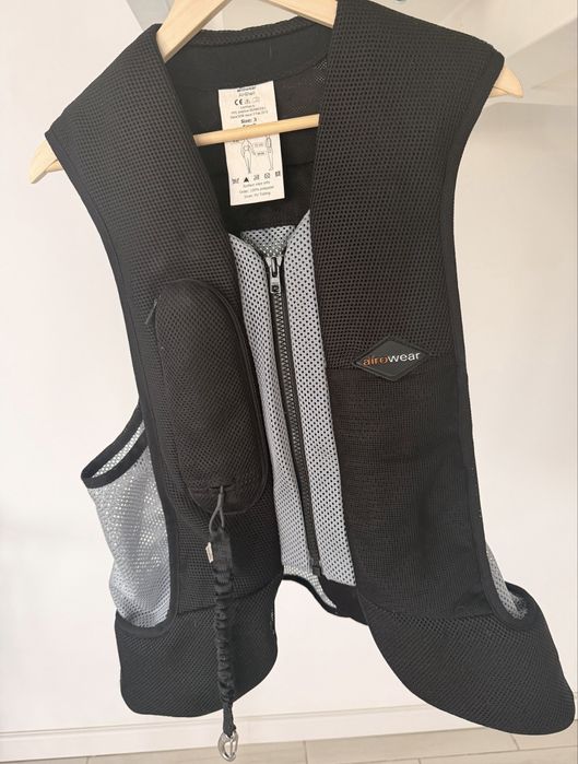 Vestă airbag echitație Airowear AirShell, mărimea 3 Small + 8 butelii CO2