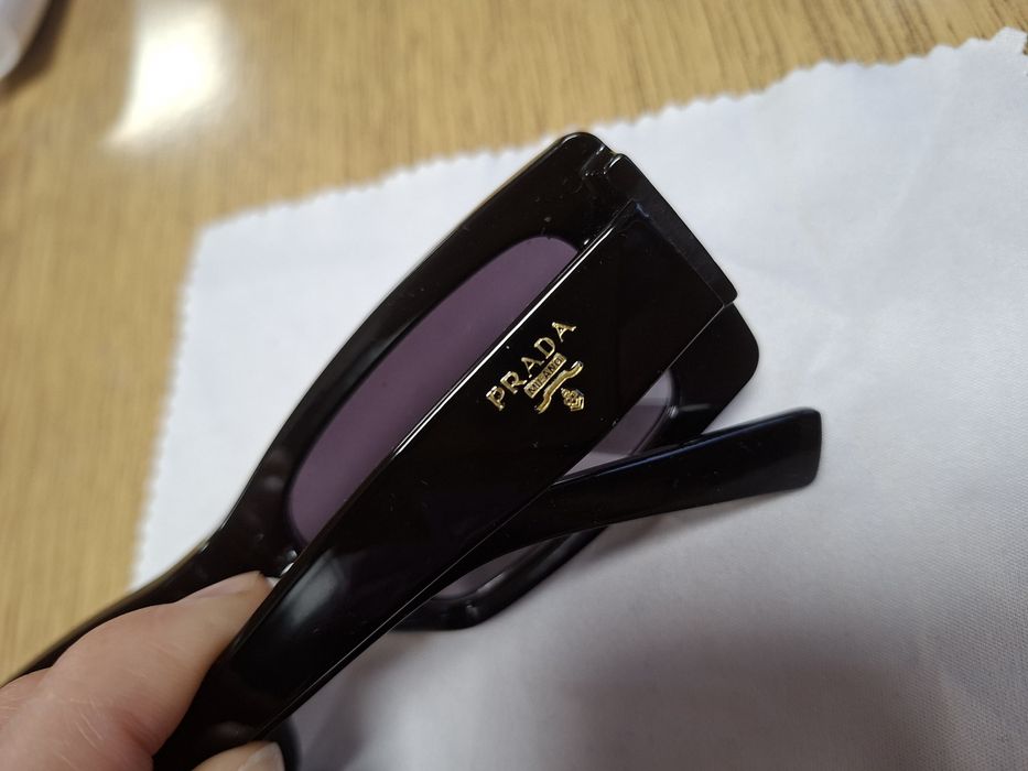 Prada слънчеви очила