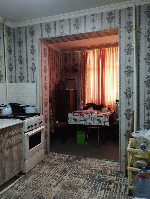 Продам 3- комнатную квартиру