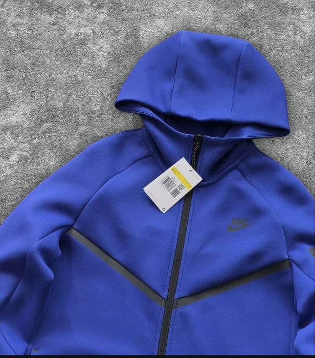 Nike tech fleece royal blue