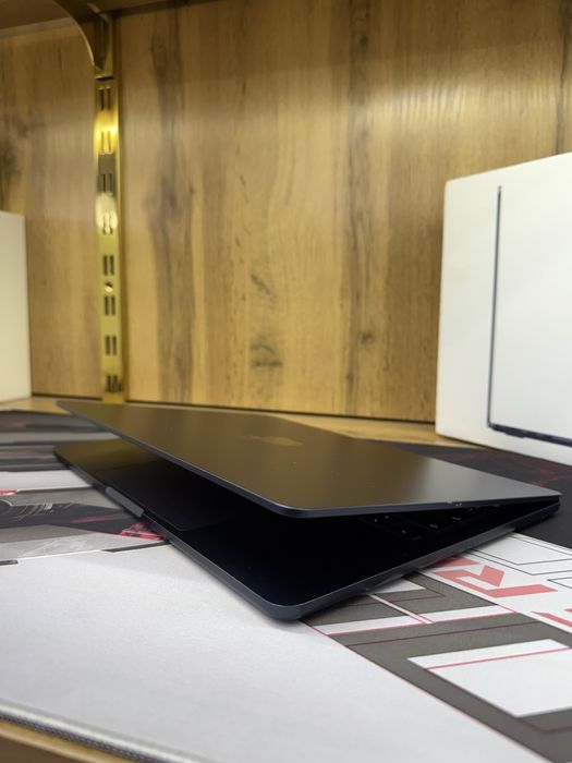 Macbook Air M2 13inch 16/1TB