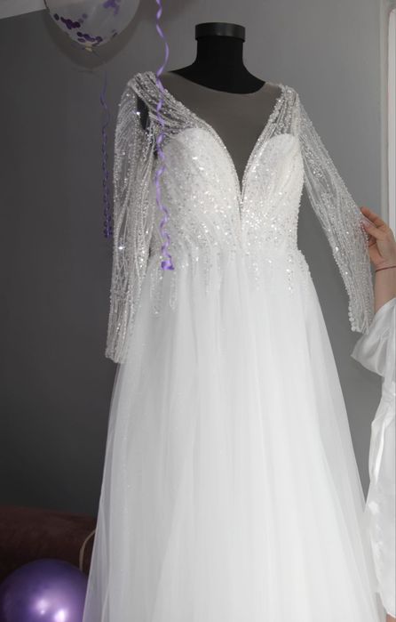 Vând rochie de mireasă