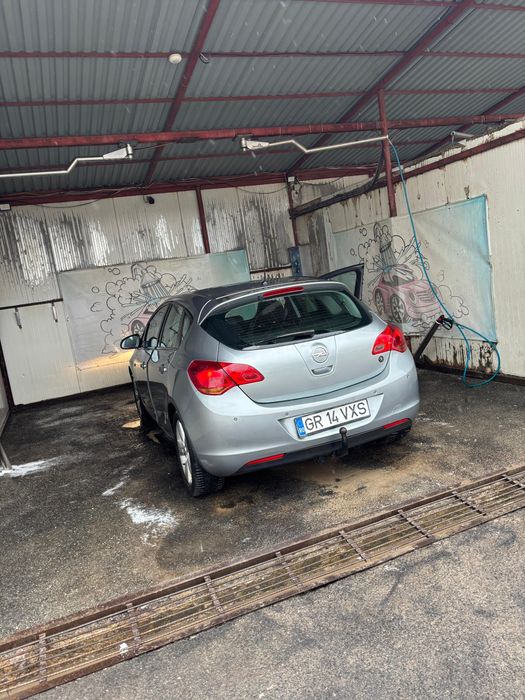 Opel astra J 1.3 cdti