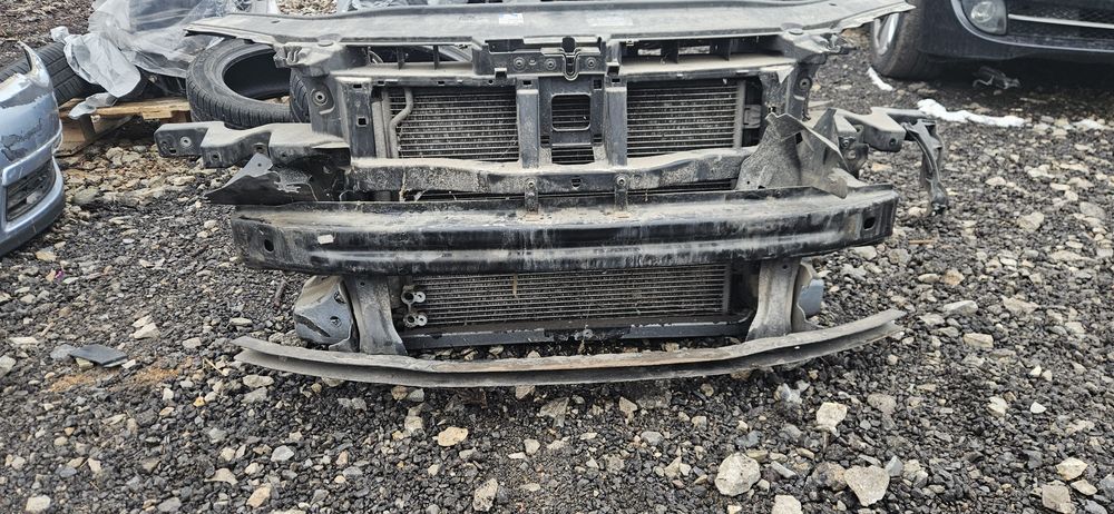 Предна броня Маска Радиатори Перка Греди за VW Passat/Пасат B6 2.0 TDI