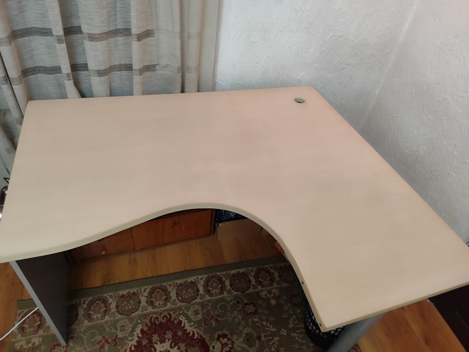 Стол письменный угловой большой