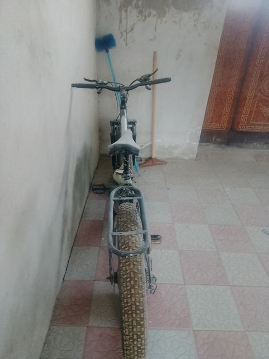 Katta balonli bonvi velosipedi