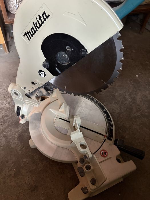 Тарцовочная пила