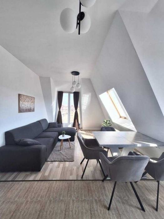 Двустаен имот в кв.Дружба 2