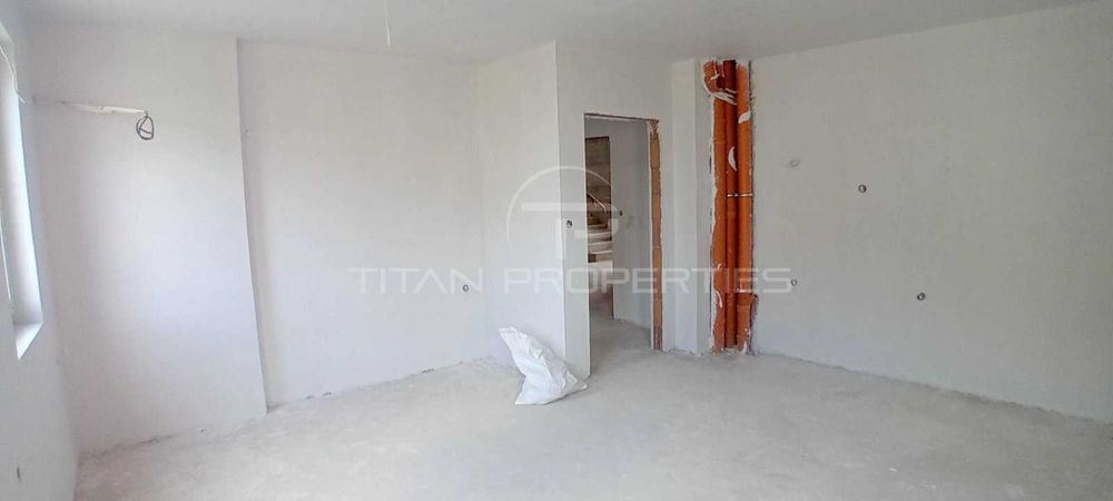 Продава се Двустаен апартамент в Пловдив, Тракия - 70 кв.м за 1072 €/кв.м - Снимка #4