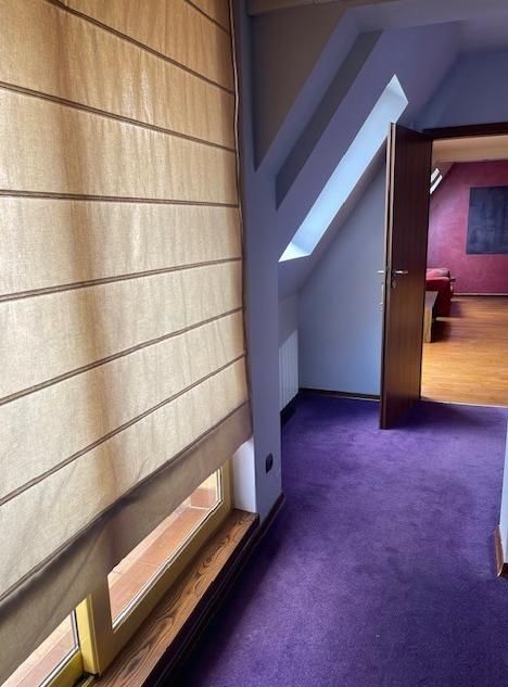 Дава се под наем Тристаен апартамент в Пловдив, Кършияка - 130 кв.м за 740 € - Снимка #6