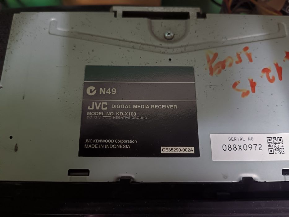 Продам магнитолу JVC KD-X100 без Bluetooth
