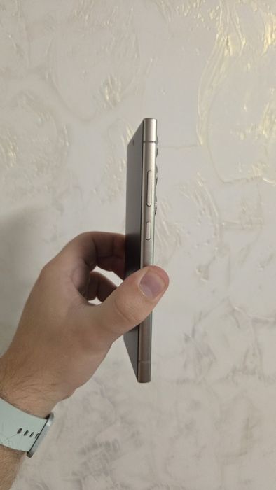 Продаётся Samsung Galaxy S 24 Ultra 12/512