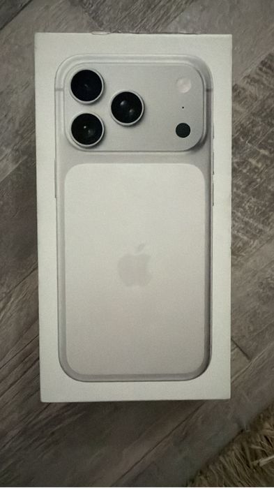 Айфонның барлық түрі бар