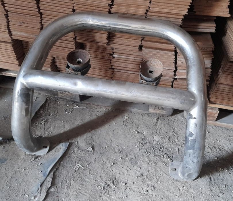 Кенгрурятник на Mitsubishi Space Geer.