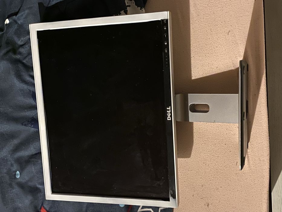Vând monitor DELL