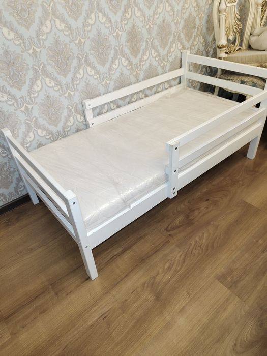 Кровать однаспальное ikea