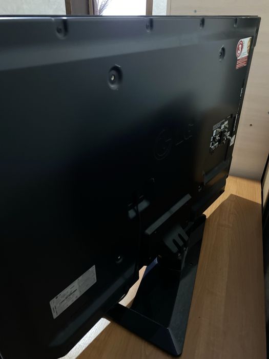 Продается Телевизор LG