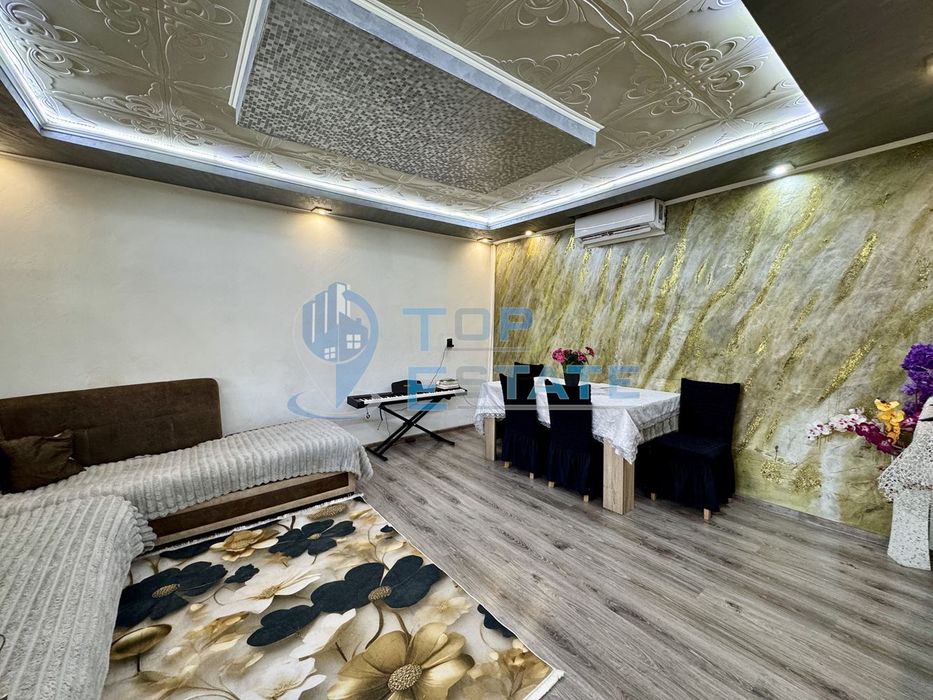 Обзаведена тухлена къща с прекрасен двор в град Полски Тръмбеш, облас