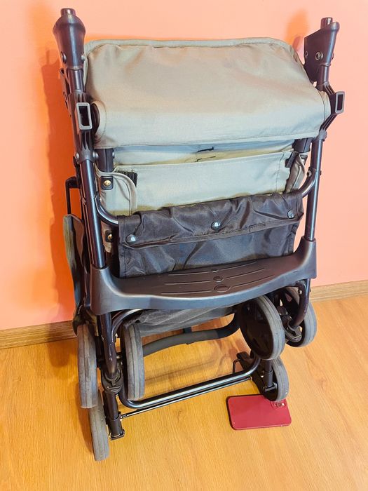 Hauck Buggy Sport Olive – лека сгъваема детска количка 5.9 кг с легнало положение, от раждане до 15 кг, голяма кошница за багаж