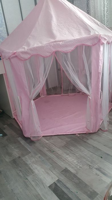 Продам домик-шатер.