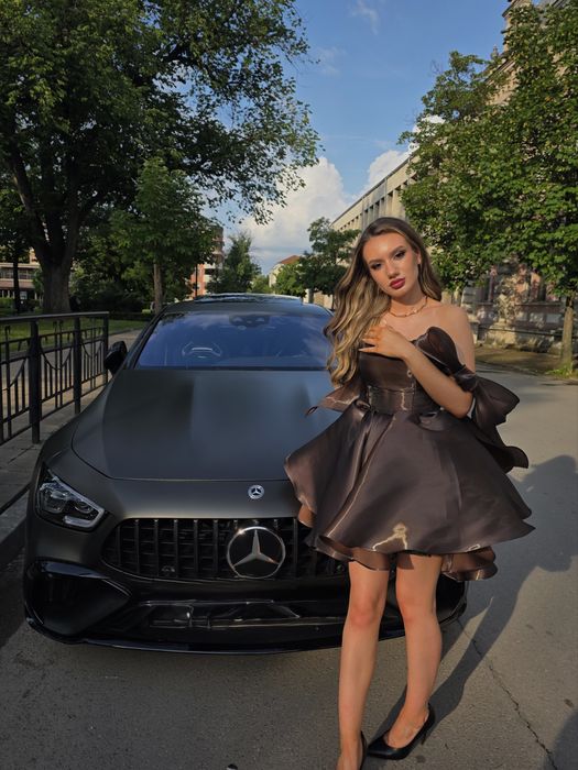 Уникална официална рокля