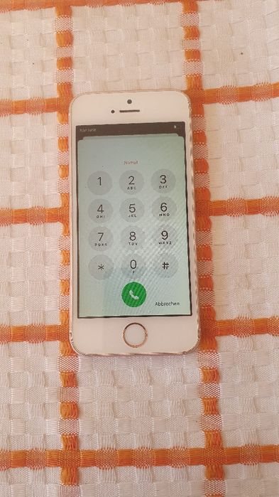 Iphone  5  SE. roze