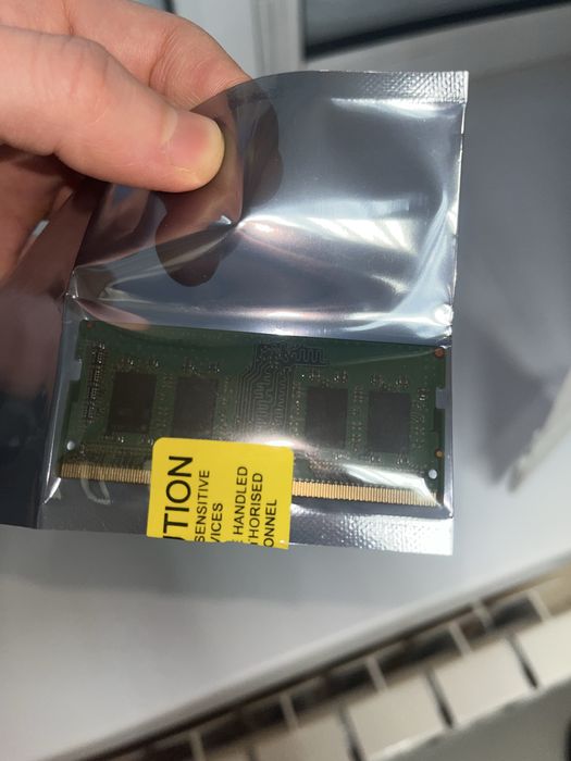 Оперативная память Micron 8 Гб sodimm ОЗУ