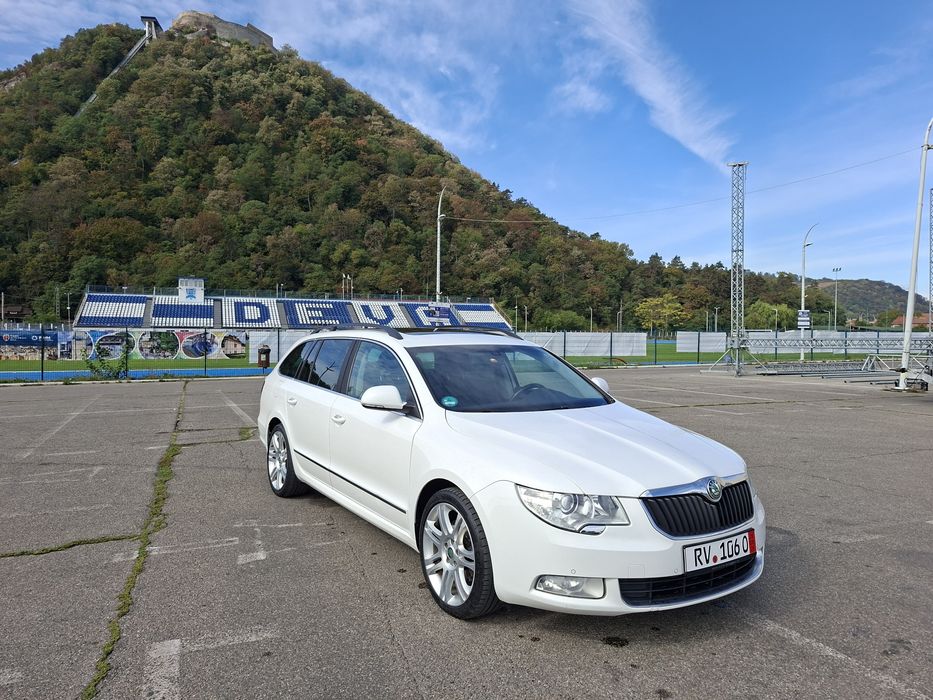Skoda  Superb  Model Elegance 2012  2.0 Tdi   Automat D.S.G