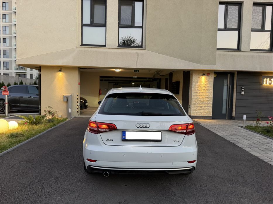 Audi A3 Diesel 1.6 Cutie manuala 6+1 CP115 an  2019 km Reali 170.000 fara Daune