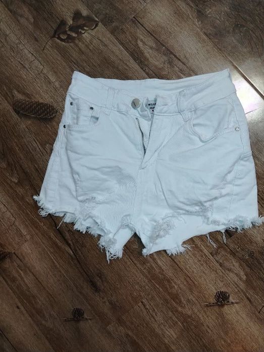 Blugi scurti marime xs /xxs