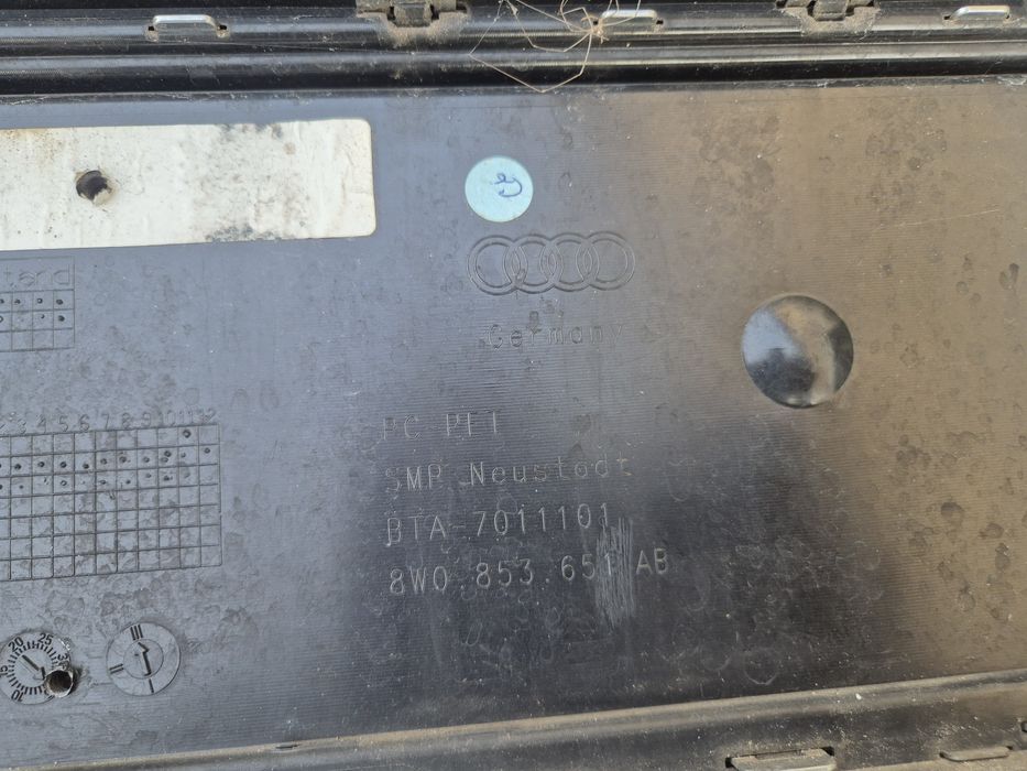 Решетка Ауди А4 Б9 маска Audi A4 B9 S line