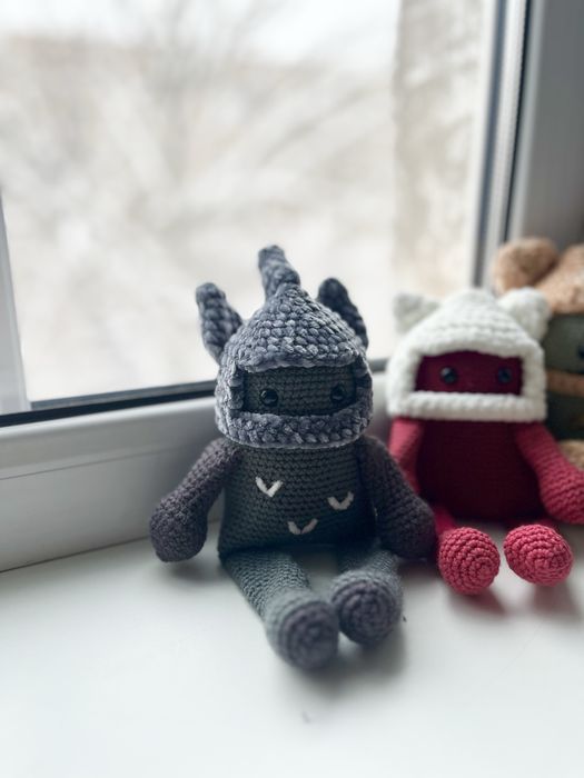 Вязаные игрушки Монстры