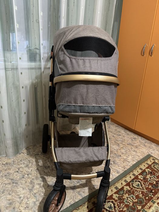 Продам каляску в хоршем состояний