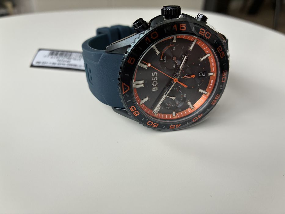 Часовник BOSS RUNNER SPORT LUX 1514142