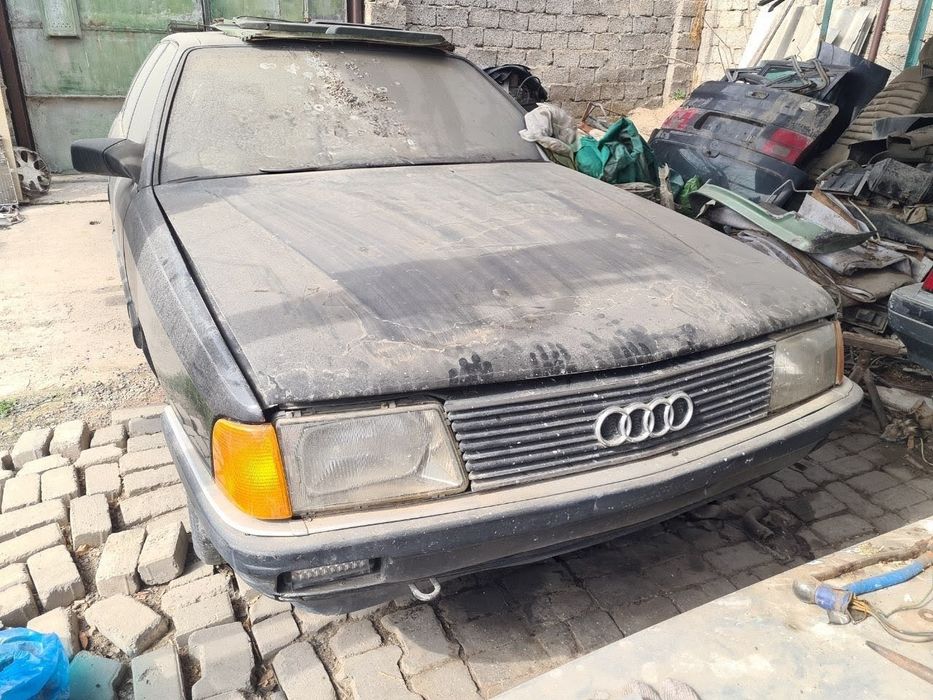 Продам Ауди 100 с 3 1987 г. Бензин .