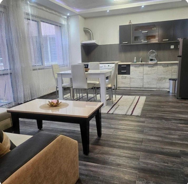 Продава се Двустаен апартамент в Пловдив, Кючук Париж - 62 кв.м за 2192 €/кв.м - Снимка #10