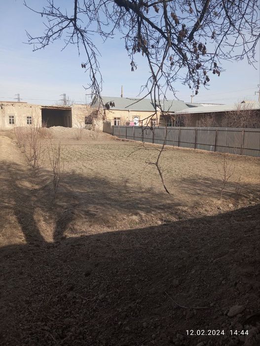 Участка сотилади