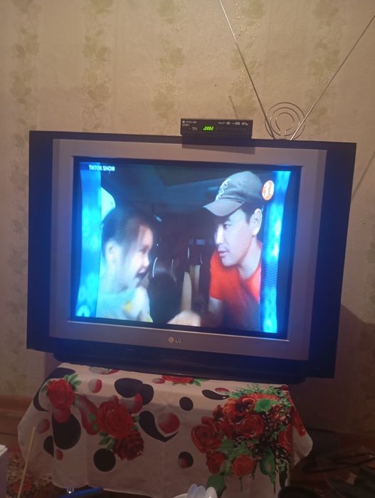 Телевизор рабочий