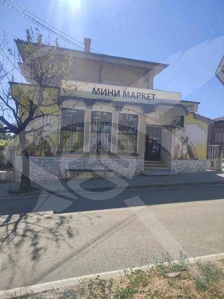 Продава се Магазин в Карлово - 110 кв.м за 441 €/кв.м - Снимка #2