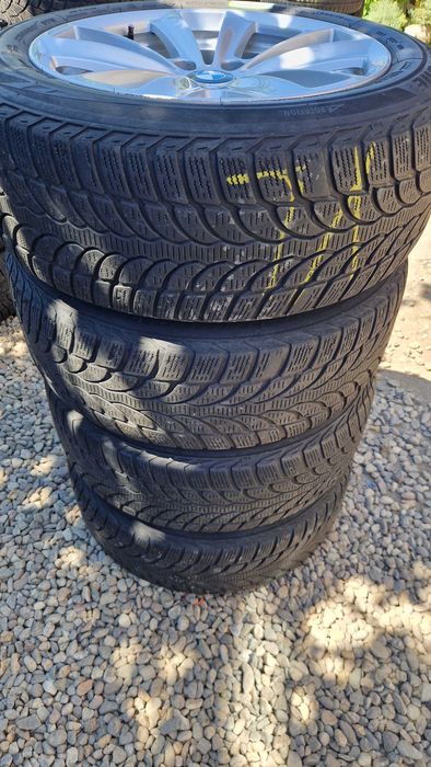 BMW E90 оригинални джанти със зимни гуми 225/55/17 8J×17 ET30 5×120