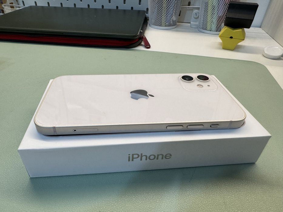 iPhone 12 Conditie foarte buna