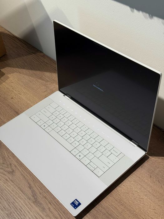 Nou-Sigilat 3 Ani Garantie Laptop Dell XPS 16 Premium Ultra 7 255H 32GB Ram NVIDIA RTX 5060 1TB SSD Firma -TVA in STOC AlienStore