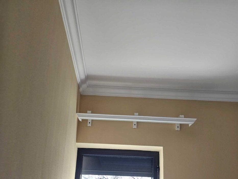 Galerii cu sina din lemn albe clasice