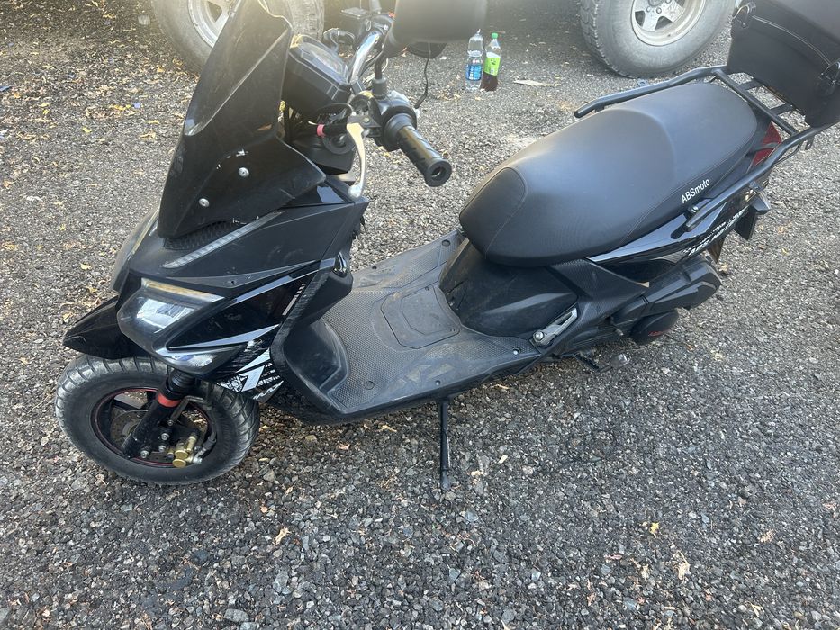 Скутер 150 куб abs